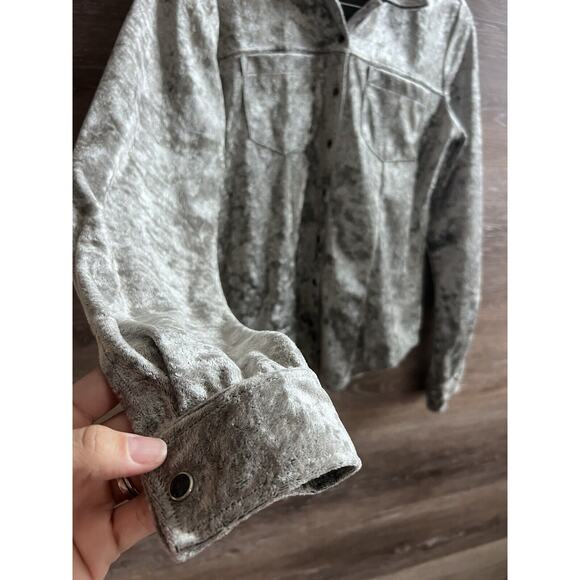 Aeropostale Vintage Y2K Velour Blouse Snap Silver Stretchy Top Shirt 2000’s - Picture 5 of 8